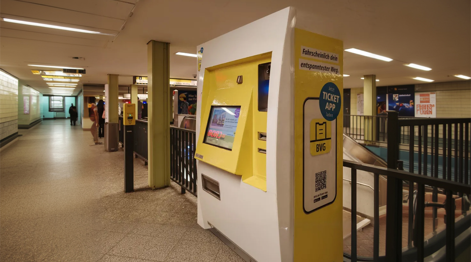 The Graphic Transformation of Everything: How Spaces, Brands & Communities Will Evolve in the Next Five Years ARC Document Solutions ARC Document Solutions